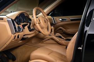 Porsche Cayenne 2011 - Product Image 5