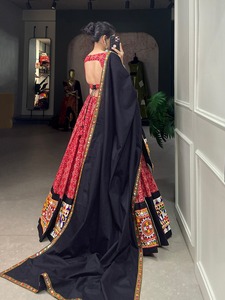Gamthi ทำงาน lehenga choli navratri คอลเลกชันอินเดียแบบดั้งเดิมพิเศษสำหรับงานปาร์ตี้ - Product Image 5