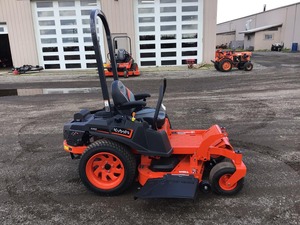 เครื่องตัดหญ้าแบบนั่งขับ Kubota Z252 รุ่น Zero Turn Rotary Mower ใช้เครื่องยนต์เบนซิน สำหรับตัดหญ้าในฟาร์มและสวนผลไม้ - Product Image 3