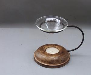 Brûleur d'encens artisanal en fer émaillé avec bol en cuivre et huile parfumée avec bougie chauffe-plat - Product Image 4