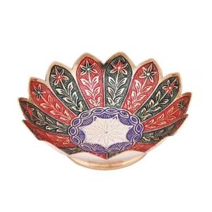 Tazón de fruta y servicio de latón redondo hecho a mano de alta calidad con grabado de pavo real multicolor y acabado pulido para uso en la cocina - Product Image 3