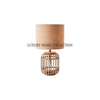 Lampadaires LED minimalistes avec un design moderne et élégant pour les intérieurs de maison contemporains et des solutions d'éclairage d'ambiance élégantes