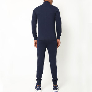 ชุดกีฬาผู้ชายแนวสปอร์ตทันสมัยมีขอบชายผ้าและข้อมือที่พอดีเหมาะสำหรับการฝึกเดินหรือพักผ่อนทุกวัน - Product Image 3