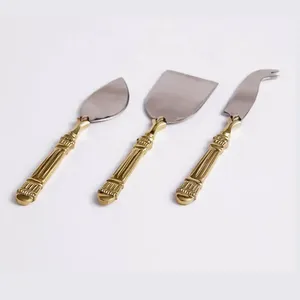 Ensemble de 4 couteaux à fromage en acier inoxydable avec manche en bois, parfaits pour le dessert élégant et les repas de table - Product Image 6