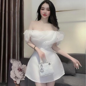 เดรสเปิดไหล่ผู้หญิง สไตล์หรูหรา สบายๆ ใส่ได้ทุกวัน ผลิตโดย ODM ซักได้ บรรจุภัณฑ์ถุงพลาสติกอย่างดี ผลิตจากเวียดนาม ชุดเดรสเข้ารูป - Product Image 2