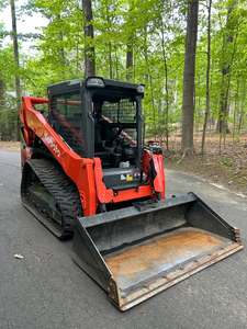 Kubota SVL 75-3 Chargeuse compacte sur chenilles avec godet d'occasion en très bon état prêt à être expédié - Product Image 6
