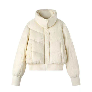 Veste matelassée recyclée écologique pour hommes et femmes Veste matelassée ceinturée pour femmes durable Manteau d'hiver à la mode - Product Image 3
