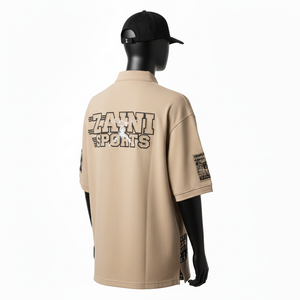 Polo para Hombre Premium, Tela Piqué de Poliéster de 220 GSM, Suave y Transpirable, Color Beige, Logotipo de Transferencia Térmica, Polo Personalizado OEM para Hombre - Product Image 5