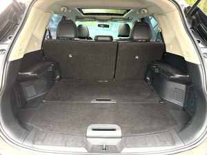 2020 Xtra Il 4WD SUV, Caja de Cambios Automática, Interior de Cuero Oscuro, Bajo Kilometraje, Listo para Aventuras Familiares, Volante a la Izquierda - Product Image 4