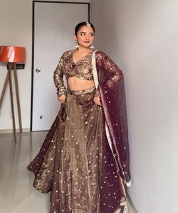 À la mode rayonne broderie séquence travail lehenga choli avec dupatta mariée porter prix de gros vêtement ethnique ApparelGarment - Product Image 5