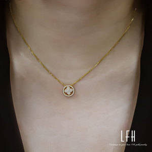 Mặt dây chuyền cỏ bốn lá vàng thật 18k, vàng Au750, trang sức vàng thật 18k của Saudi Arabia, có thể cầm cố - Product Image 4