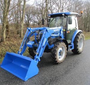 Tractor Agrícola Solis 60 con Cargador Frontal - Product Image 1