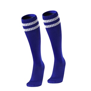 Los calcetines atléticos diseñados con áreas específicas para absorber el impacto brindan apoyo y mejoran los calcetines de uso prolongado durante todo el día - Product Image 1