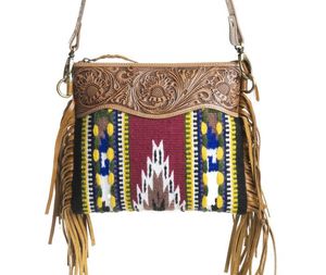 กระเป๋าถือหนังวัวสไตล์ตะวันตกแบบพรีเมี่ยมสำหรับผู้หญิงกระเป๋าใส่ผ้าห่มหนังแท้พร้อมพู่สินค้าแฮนด์เมด - Product Image 1