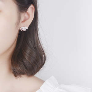 18K Gold <b>Cuff</b> <b>Earrings</b> Genuine Crystal Zinc Alloy Elegant <b>Cuff</b> Style - Product Image 2