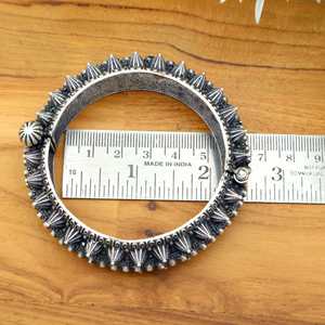 Antique Rajasthani Ethnique pour Bracelet Vintage Ethnique Bracelet Grand Tribal Déclaration Manchette Vintage Ethnique Manchette Bracelet - Product Image 2