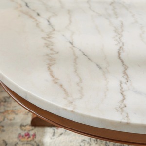 Elegante Mesa cilíndrica redonda de oro hecha a mano para salas de estar, dormitorios y esquinas decorativas con atractivo atemporal - Product Image 2