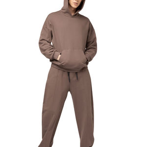 Ensemble de survêtement en coton avec logo personnalisé de haute qualité, élégant, confortable, respirant, vêtements de sport tendance, survêtement tendance - Product Image 5