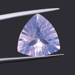 Exquis Scorolite Lavande Quartz Trillion Cut Pierre Naturel Lavande Quartz Concave Précision Coupe Lâche Véritable Gemme OEM - Product Image 3