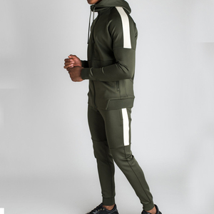 Trajes de chándal de lana de tecnología transpirable Premium de Pakistan Factory Conjuntos de Jogger para hombres para entrenamiento de invierno Logotipo personalizado Algodón de punto gris - Product Image 6