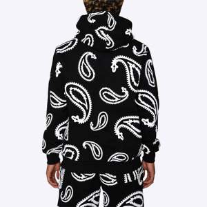 Vente en gros de sweat à capuche en coton 380 lourd avec logo personnalisé 100% g pour hommes streetwear surdimensionné avec capuche technique lavée pour l'hiver - Product Image 4