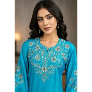 Conjunto de Kurta, Palazzo y Dupatta de Satén Bordado Azul Cielo para Mujer, Mangas Tres Cuartos, Primavera/Verano - Product Image 2