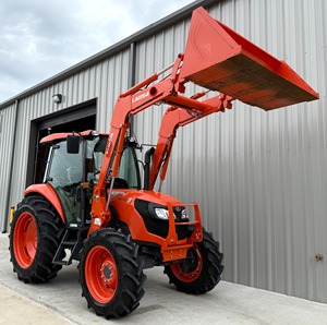 Tractor Kubota M7060 Usado con Cabina |   Tractor Agrícola Hidráulico 4x4 |   Tractor agrícola Kubota M7060 4WD con toma de fuerza en venta - Product Image 5