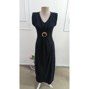 Robe longue en crêpe importé pour femme, à manches courtes, rembourrée, avec fermeture à boucle sur le devant, fente latérale, 35131 - Noir - Product Image 4