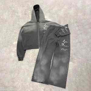 Chándal Casual de Invierno Personalizado con Capucha, Textura Brillante de Cristal, Forro Polar Ligero, Diseño Moderno, 100% Algodón - Product Image 6