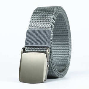 Cinturón de nailon para hombre con logotipo personalizado, cinturón de tela informal con hebilla automática reversible ajustable con hebilla de aleación de zinc - Product Image 5