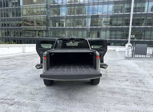 Precio de Subasta, R1T Launch Edition 2022 Usado, Volante a la Izquierda/Derecha, Auto Industrial DIY OEM/ODM, Garantía de 3 Años, Entrega Rápida, Francia - Product Image 4