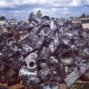 เศษบล็อกเครื่องยนต์อลูมิเนียมหล่อคุณภาพสูงซื้อเร็วเหมาะสำหรับโรงหล่อรีไซเคิลและใช้งานในอุตสาหกรรม - Product Image 5