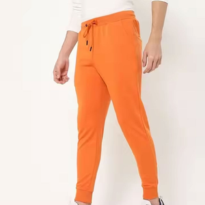 กางเกงวอร์มผู้ชายแบบสวมใส่สบายสำหรับออกกำลังกาย ผลิตภายใต้แบรนด์ส่วนตัว ขั้นต่ำในการสั่งซื้อน้อย สีพื้น ทรงตรง แห้งเร็ว ผลิตจากผ้าโพลีเอสเตอร์/ผ้าฝ้ายแคนวาส น้ำหนักเบา เหมาะสำหรับฤดูหนาว - Product Image 4
