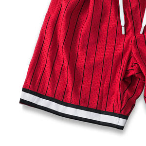 กางเกงบาสเก็ตบอลขาสั้นสำหรับผู้ชายกางเกงบาสเก็ตบอลย้อนยุคมีกระเป๋าซิปตาข่ายโพลีเอสเตอร์ - Product Image 3