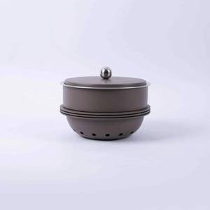 Marmite contemporaine en acier inoxydable argenté avec couvercle et support photophore Réchauffeur de nourriture élégant pour les buffets haut de gamme et les événements hôteliers - Product Image 2