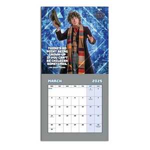 Calendario de Escritorio y Pared Edición Clásica Doctor Who 2025, Calendario de Papel con Reloj - Product Image 6