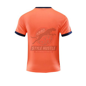 Camiseta de Fútbol Transpirable y Ligera de Talla Personalizada, de Alta Calidad, la Más Vendida, Precio al por Mayor, Hecha en Pakistán - Product Image 2