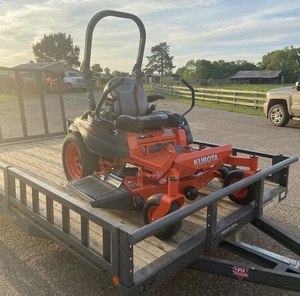 Cortadora de Césped Kubota Zero Turn con Diseño de Asiento Ergonómico - Product Image 2