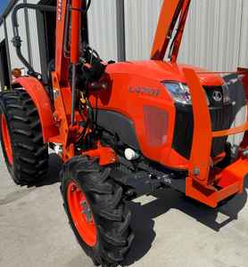 Tractor Utilitario Compacto Kubota L4701 de 47 HP, 4x4, Diésel, con Compatibilidad con Cargador - Product Image 4