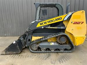 CE EPA 2017 NEW HOLLAND C227 Chargeuse compacte à dérapage à haute efficacité opérationnelle Diesel Power Quick Change Operation Attachments - Product Image 4