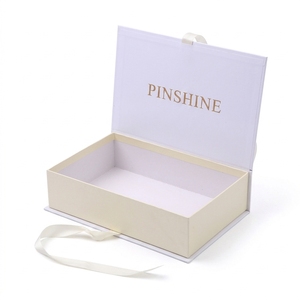 Caja de Regalo Plegable Magnética de Cartón Grueso Blanco y <span class=keywords><strong>Rojo</strong></span>, Personalizable con Adhesivos, para Cosméticos, Venta al por Mayor - Product Image 3