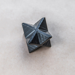 Merkaba de shungita pulida de 1.18 pulgadas (30 mm) - Product Image 1