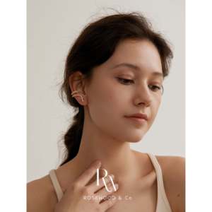 สร้อยคอแบบคล้องหูรูปงูทองคำไม่หมอง พร้อมเพชรเพทาย มุก และแพลตตินั่ม สำหรับงานแต่งงานหรือเป็นของขวัญ - Product Image 3