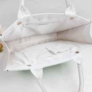 Sac à main décontracté en verre multicolore certifié MS Handicraft, avec poignée en perles, fait à la main en Inde, forme personnalisée, baguette - Product Image 5