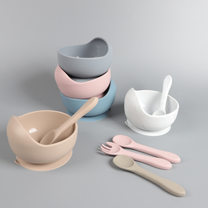 Eversoul Maßgefertigte Silikonprodukte Kleinkind Silikon-Fütterungsset Saugnapf-Schüssel Besteck Silikon-Babyschüssel - Product Image 3