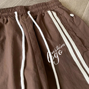 Veste coupe-vent unisexe multicolores, coupe régulière, veste coupe-vent ajustée, pantalon en nylon, rayures blanches, boutons argentés, ouverture sur le devant - Product Image 5