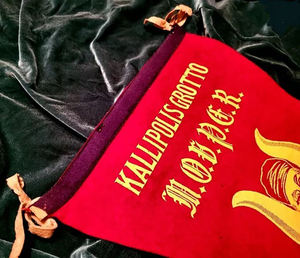 Reine de la bannière du sud imprimée avec tresse et frange d'or Tous les accessoires maçonniques à des prix raisonnables ronpex - Product Image 5