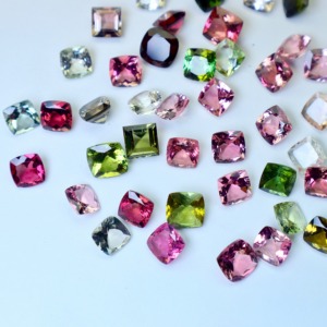 Haute qualité 7x8mm coussin coupe Tourmaline pierre précieuse en vrac naturel poli fournisseur - Product Image 4