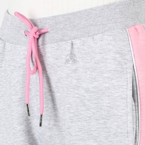 Última llegada de las mujeres de tamaño personalizado chándales de alta calidad ligero Casual moda al aire libre conjunto de las mujeres impresas chándal de las mujeres - Product Image 3