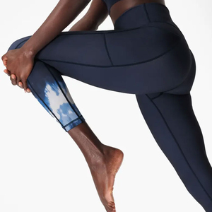 Legging Design à séchage rapide pour femmes avec couleur unique et style décontracté taille haute Legging bon marché pour femmes avec logo personnalisé - Product Image 5